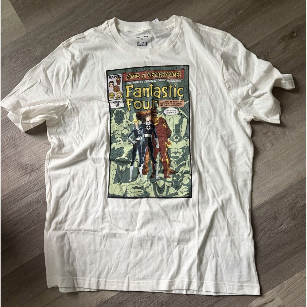 Men’s Fantastic Four Comic Cover T-Shirt Size Large NWT